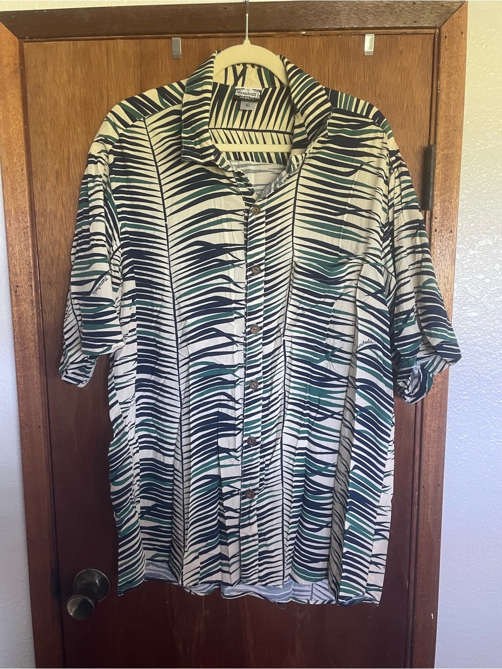 Manuhealii XL Men’s Aloha Shirt
